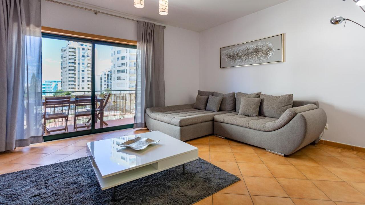 Magnificent 2Bdr Apartment W/ Ac & Pool - 2Min From Beach - By Lovelystay Armação de Pêra Exterior foto